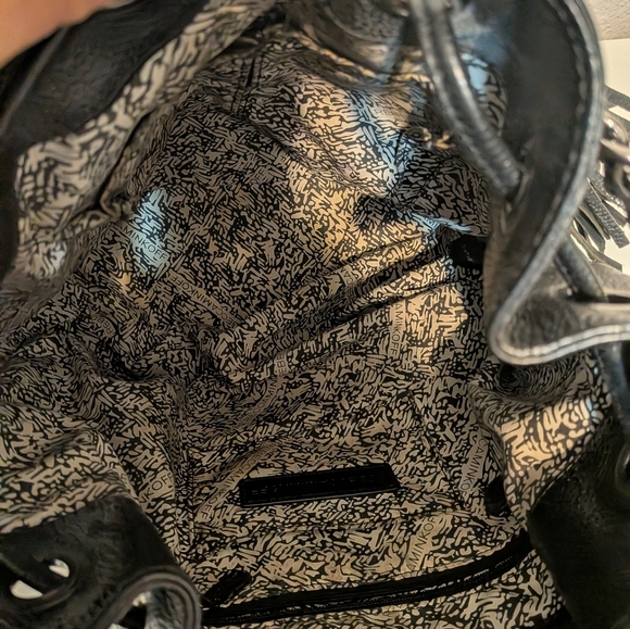 Rebecca Minkoff Black Bucket Bag - Picture 8 of 11